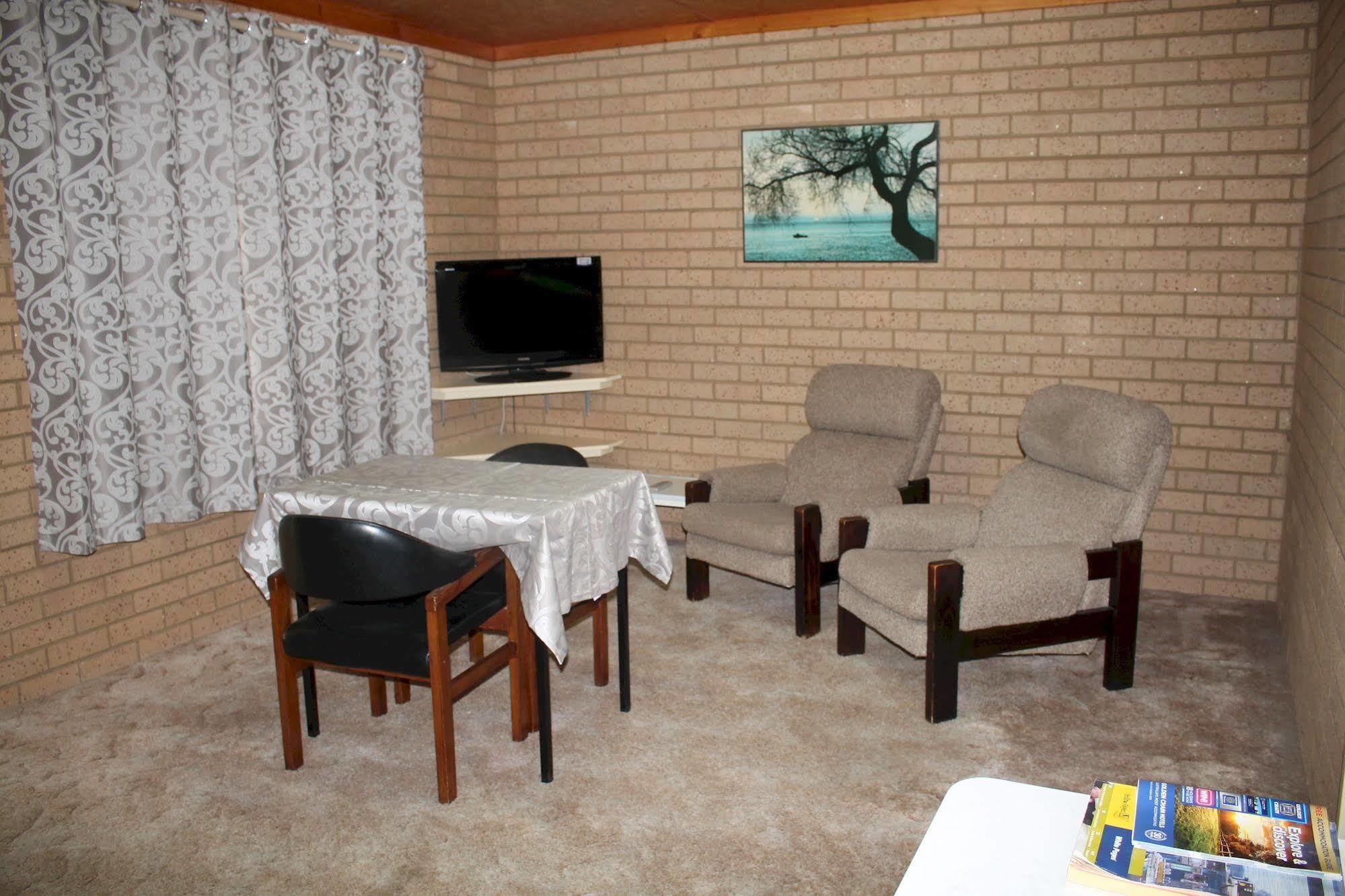 Lone Pine Motel Corowa Esterno foto