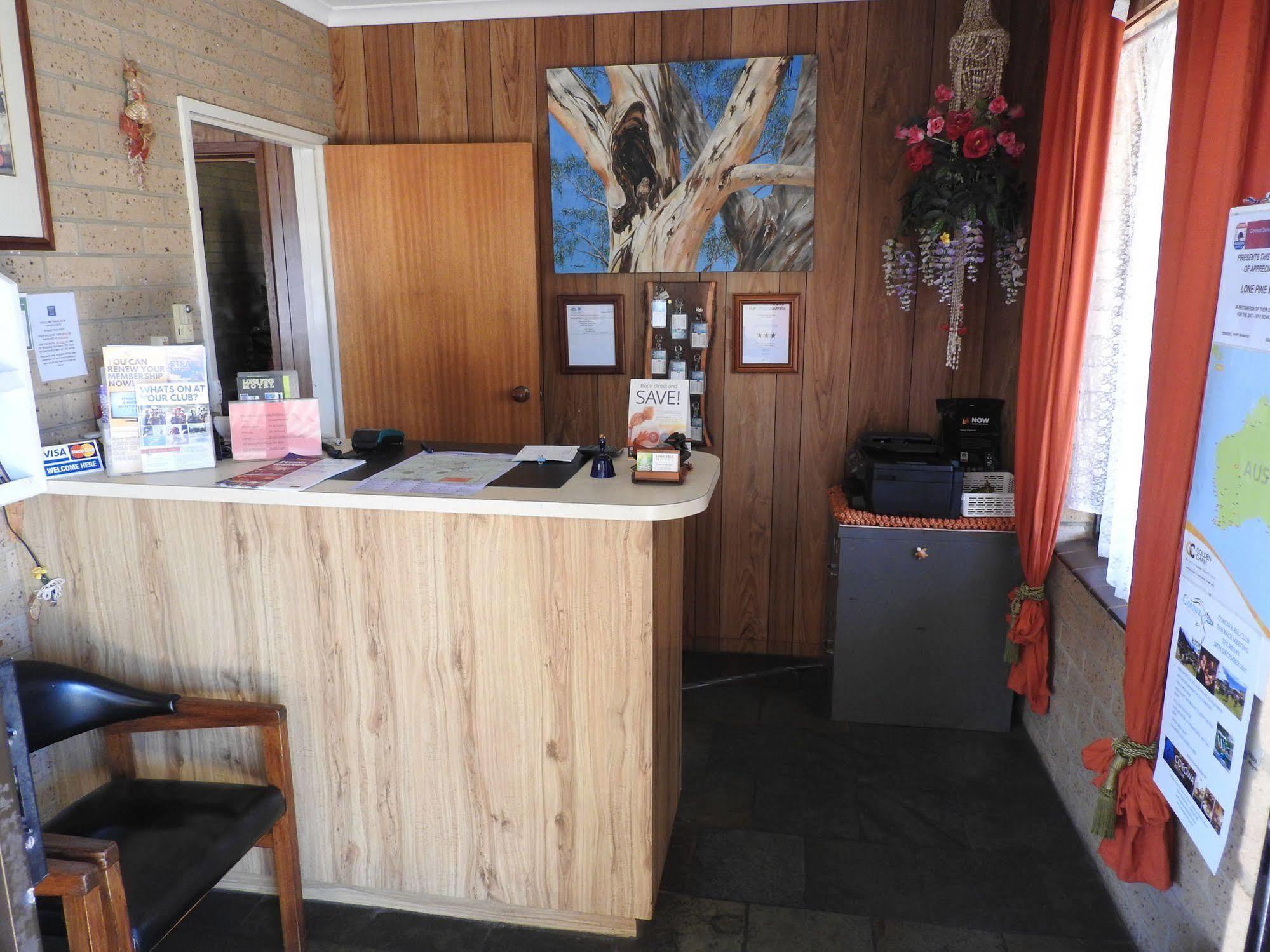 Lone Pine Motel Corowa Esterno foto